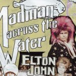 Ilustración collage sobre Elton John realizada por Máximo Ribas
